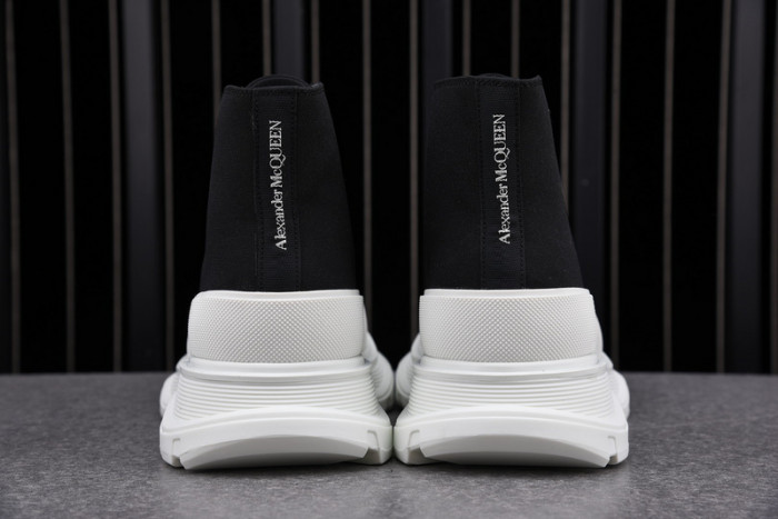 ALEXANDER MCQUEEN SNEAKERS