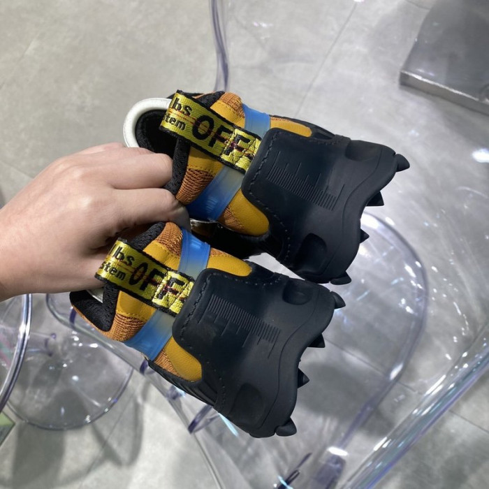 OW C/O ODSY-1000 SNEAKER