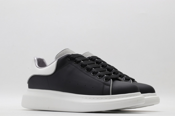 ALEXANDER MCQUEEN SOLE SNEAKERS