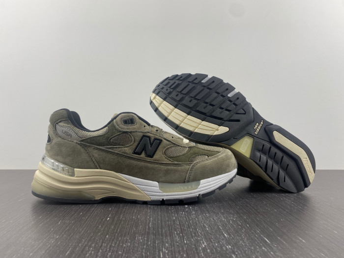 JJJJound x New Balance 992 M992J2