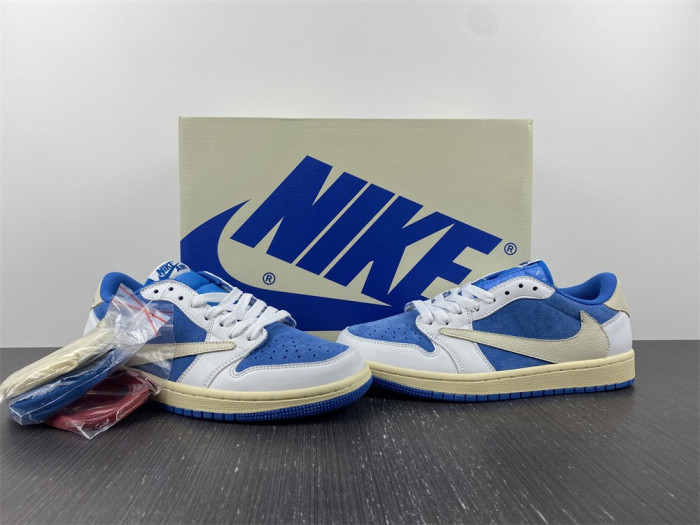 Air Jordan 1 Low CQ4277-212