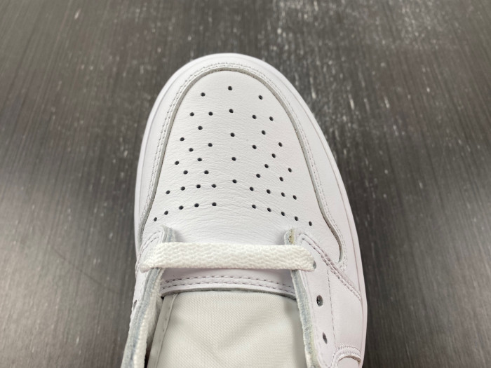 Air Jordan 1 Retro low OG CZ0790-100