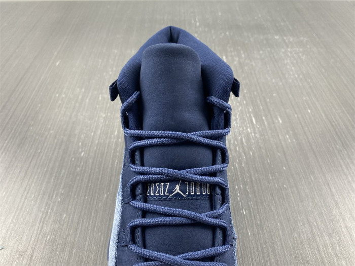 Air Jordan 11 WMNS “Midnight Navy” AR0715-441