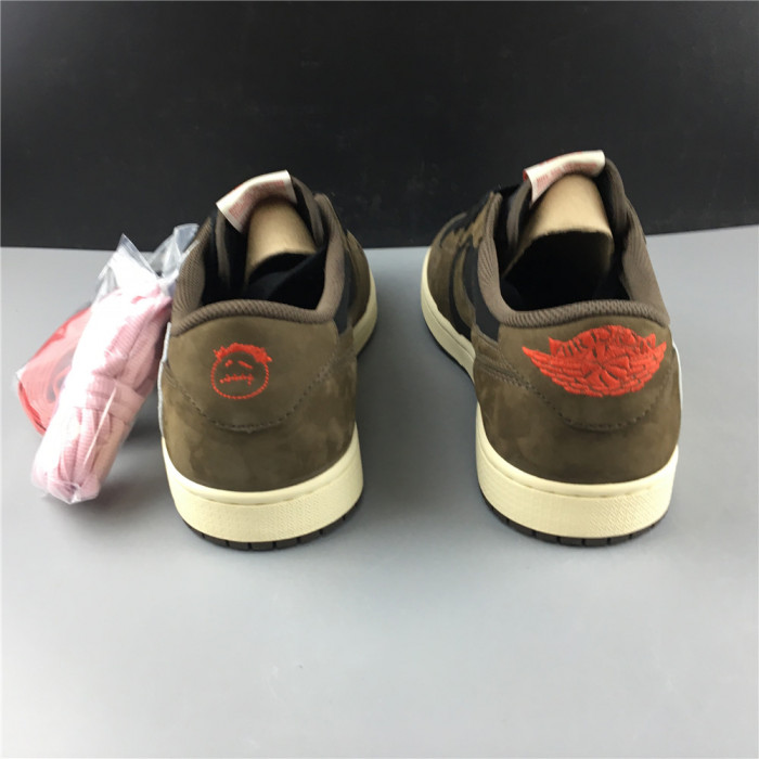 TRAVIS SCOTT AIR JORDAN 1 LOW DARK MOCHA CQ4277-001