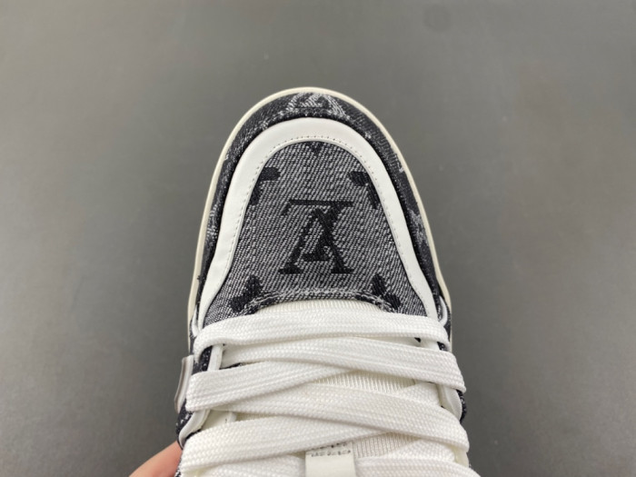 Louis Vuitton LV trainer L&V-196