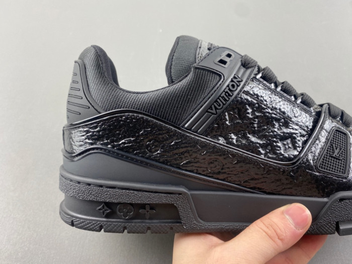 Louis Vuitton LV trainer LVT-198