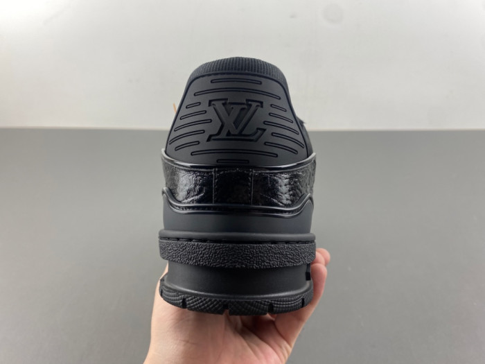Louis Vuitton LV trainer LVT-198