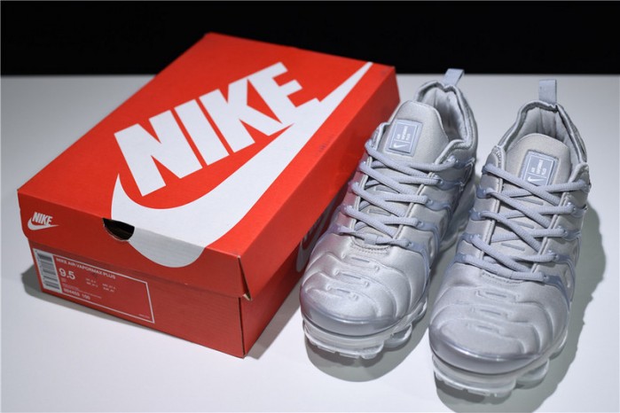 Nike VaporMax Plus “Triple White” Pure Platinum mens 924453-100