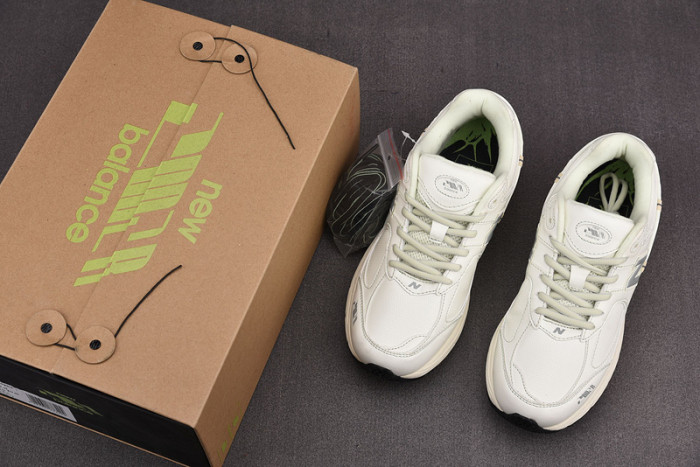 New Balance 2002 ML2002RX