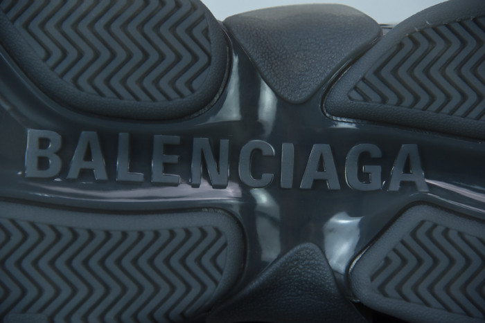 BL TRIPLE S TRAINERS