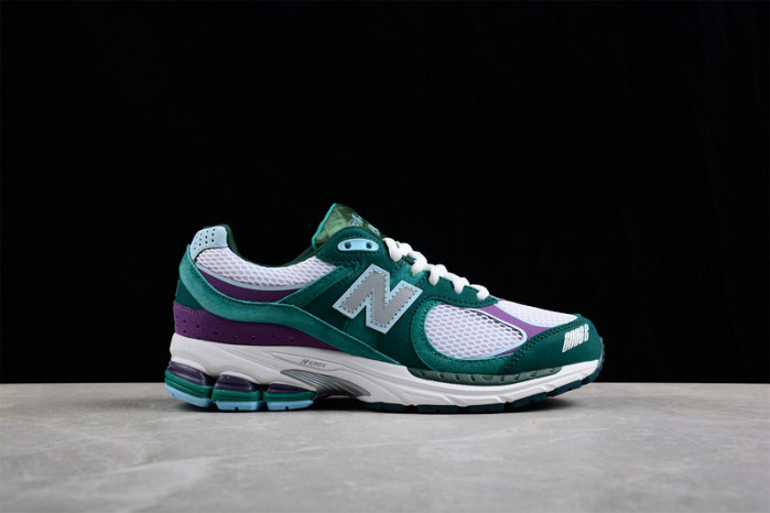 New Balance UP THERE X 2002R