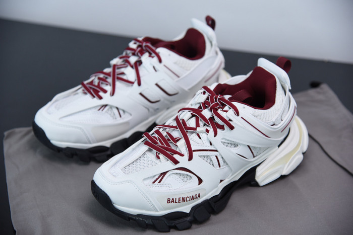 BL TRIPLE S TRAINERS