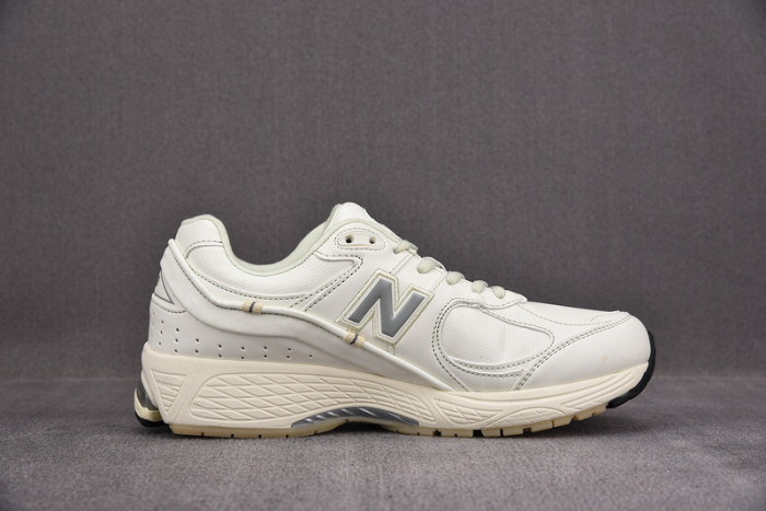 New Balance 2002 ML2002RX