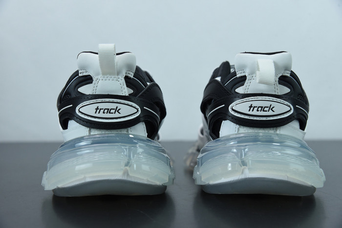 BL TRIPLE S TRAINERS