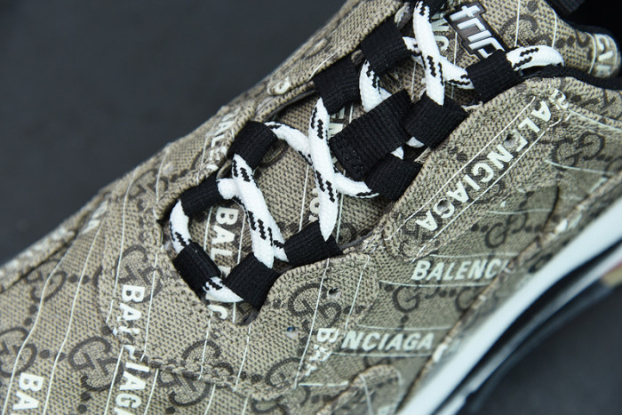 BC TRIPLE TRAINER 677192 ULZ10 9795