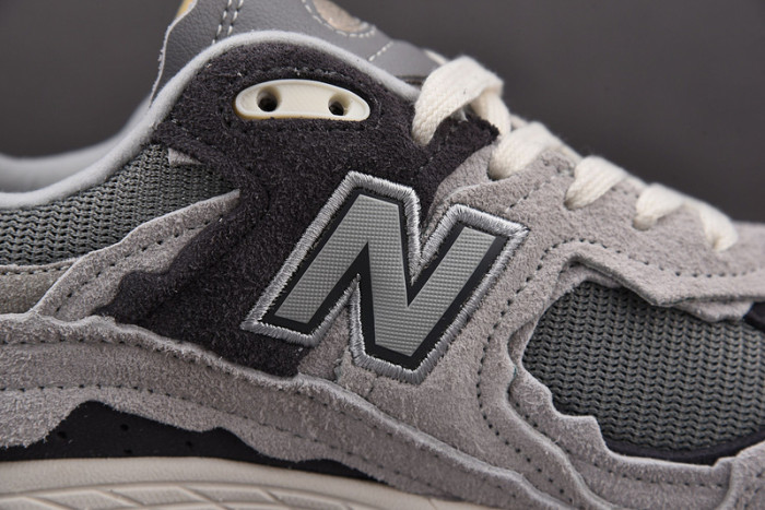 New Balance 2002R“Protection Pack" M2002RDA