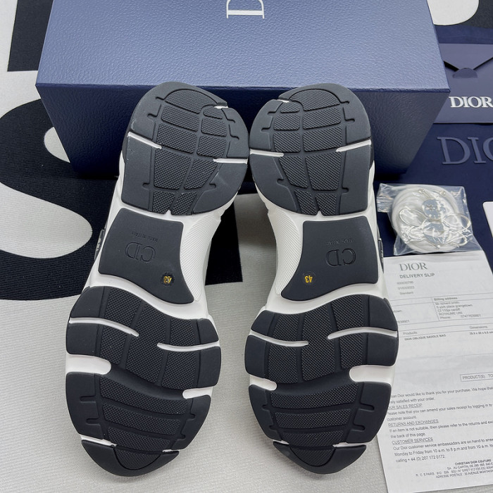 DR B22 TRAINER SNEAKER