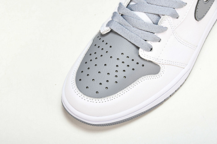 Air Jordan 1 High OG ‘Stealth 555088-037