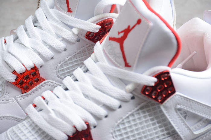 Air Jordan 4 “University Red” CT8527-112