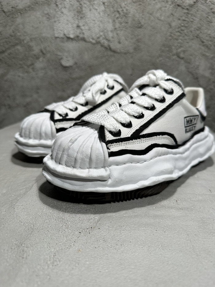 Ma*s*n mihara yasuhiro sneaker mmy-7