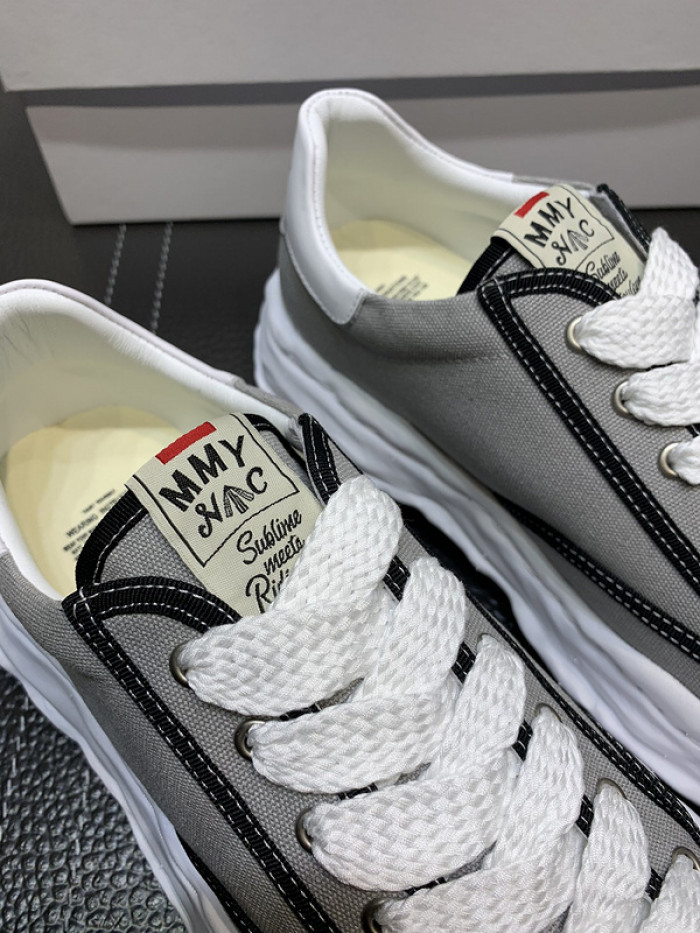 Ma*s*n mihara yasuhiro sneaker mmy-19