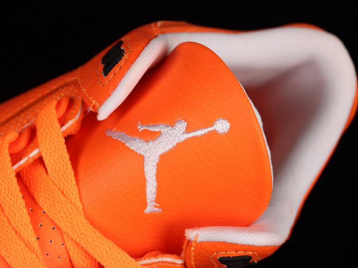 Air Jordan 3 Retro OG "Orange" CT8532-801