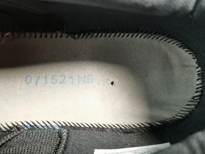 AIR JORDAN 11 RETRO LOW 