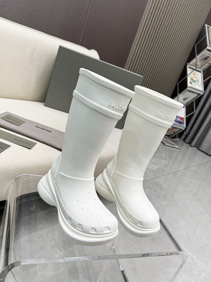 ba*len*cia*ga x Cr*0*s chunky rubber boots