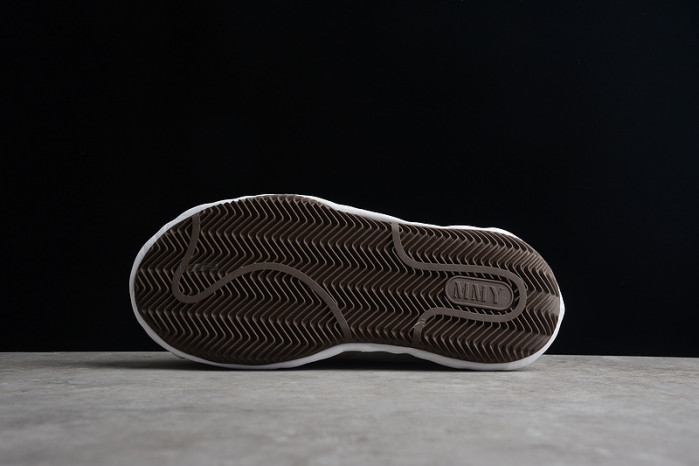 Ma*s*n mihara yasuhiro sneaker o6fw704