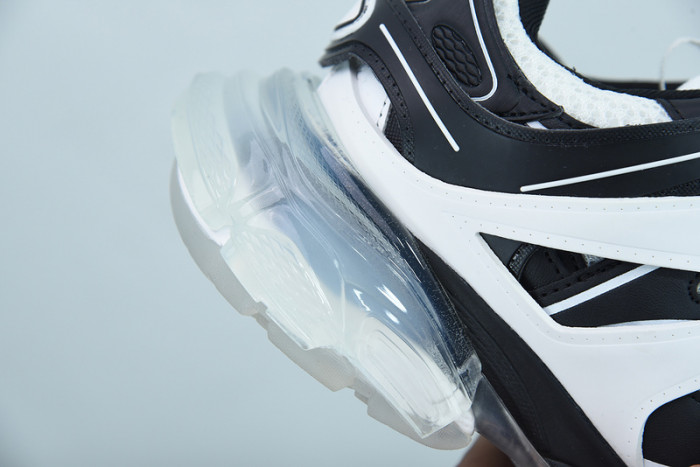 BL TRIPLE S TRAINERS